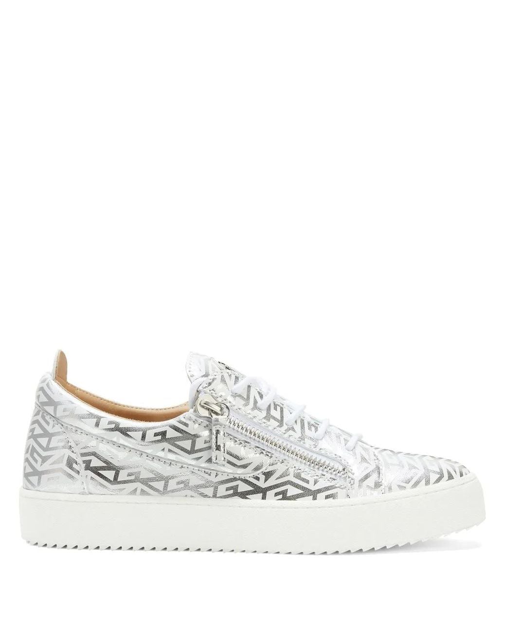 GAIL MONOGRAM di Giuseppe Zanotti in White
