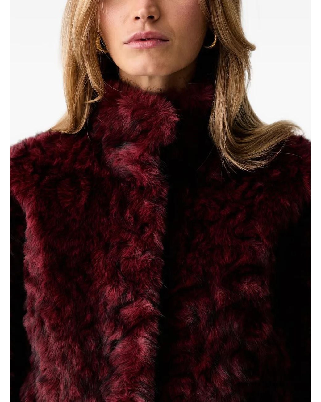 Silvian Heach Red Veste En Fourrure Artificielle À Col Montant