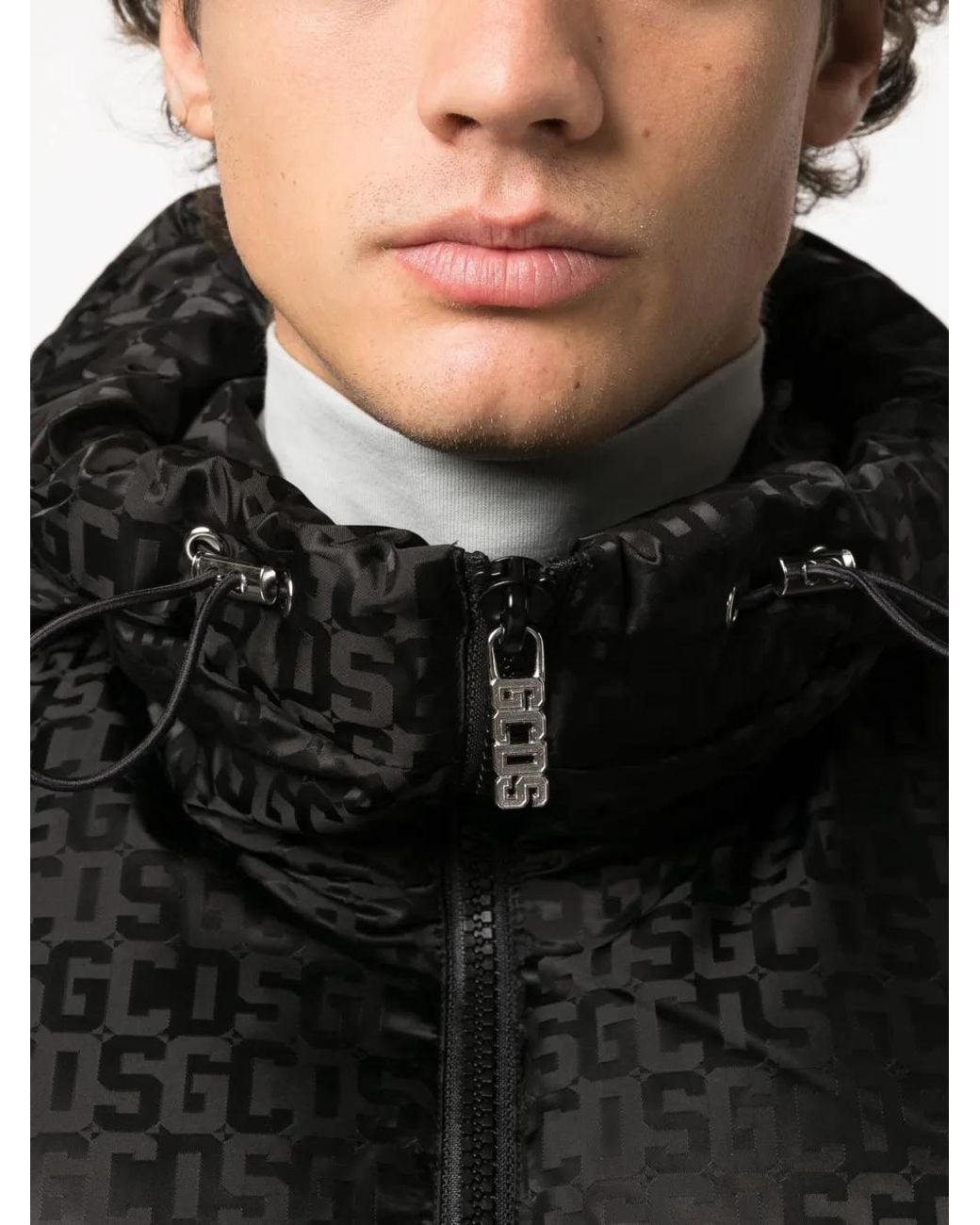 Gcds Black Logo-Monogrammed Hodded Gilet for men