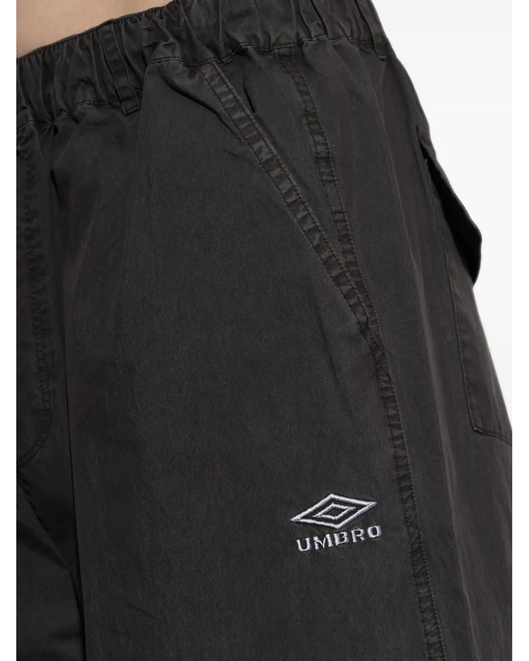 Umbro Black Logo-Embroidered Touch-Strap Trousers for men