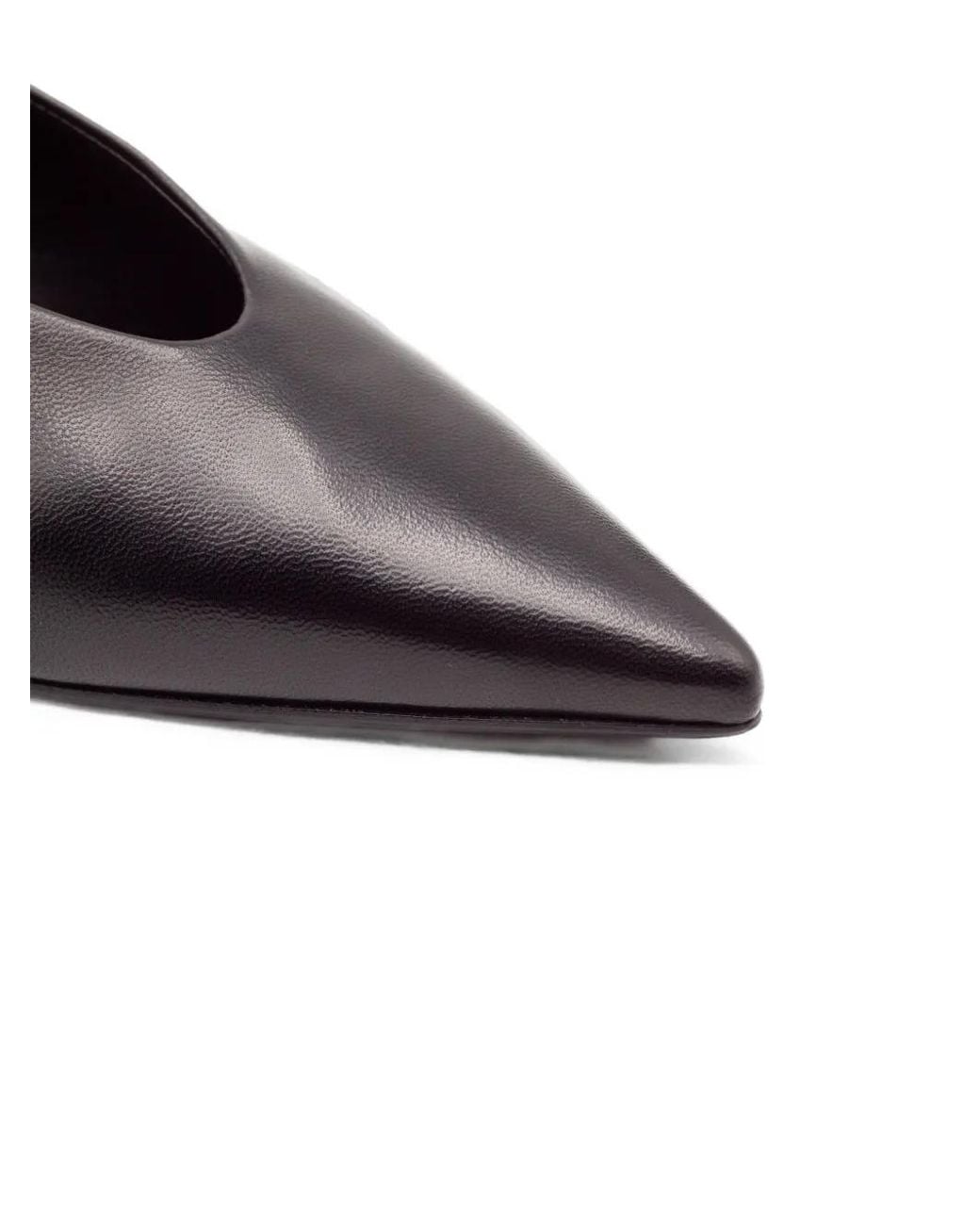 Chantal Black Tapered-Toe Leather Pumps