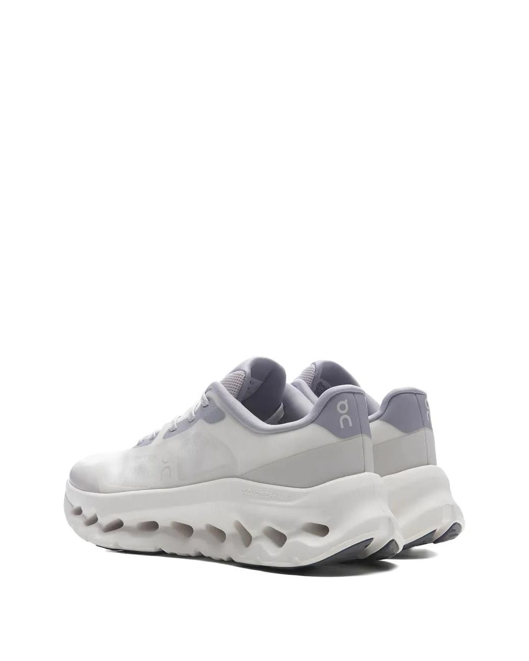 On Shoes White Cloudtilt Remix Low-Top Sneakers