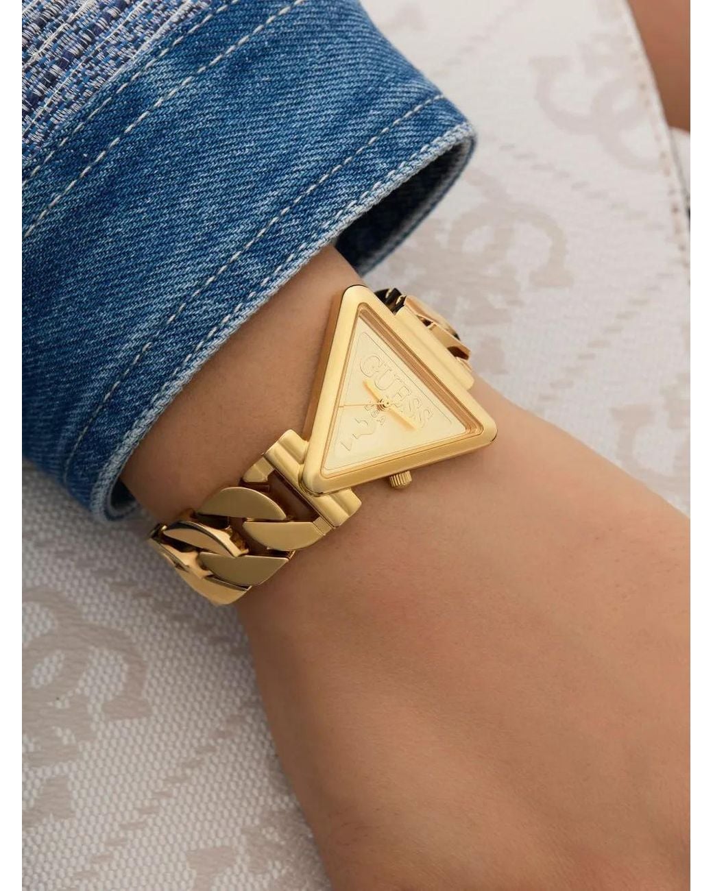 Guess Metallic Quartz 34Mm Watch