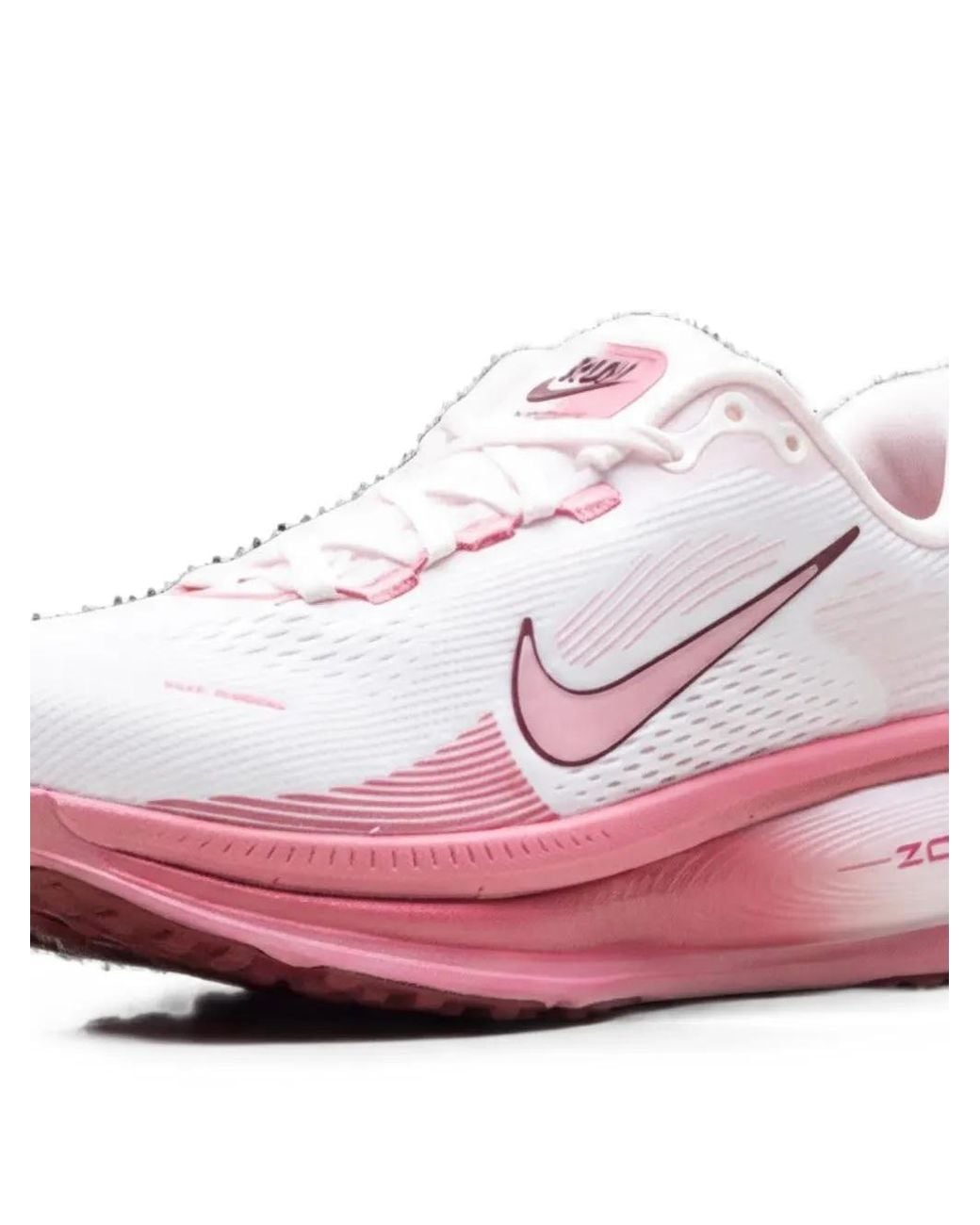 Nike Pink Vomero 18 Sneakers