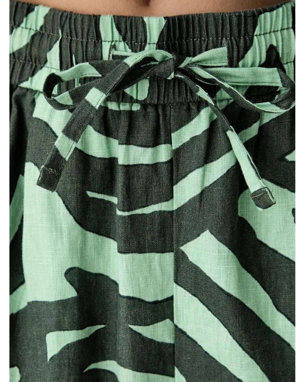 Benetton Green Leaf-Print Drawstring-Fastening Shorts