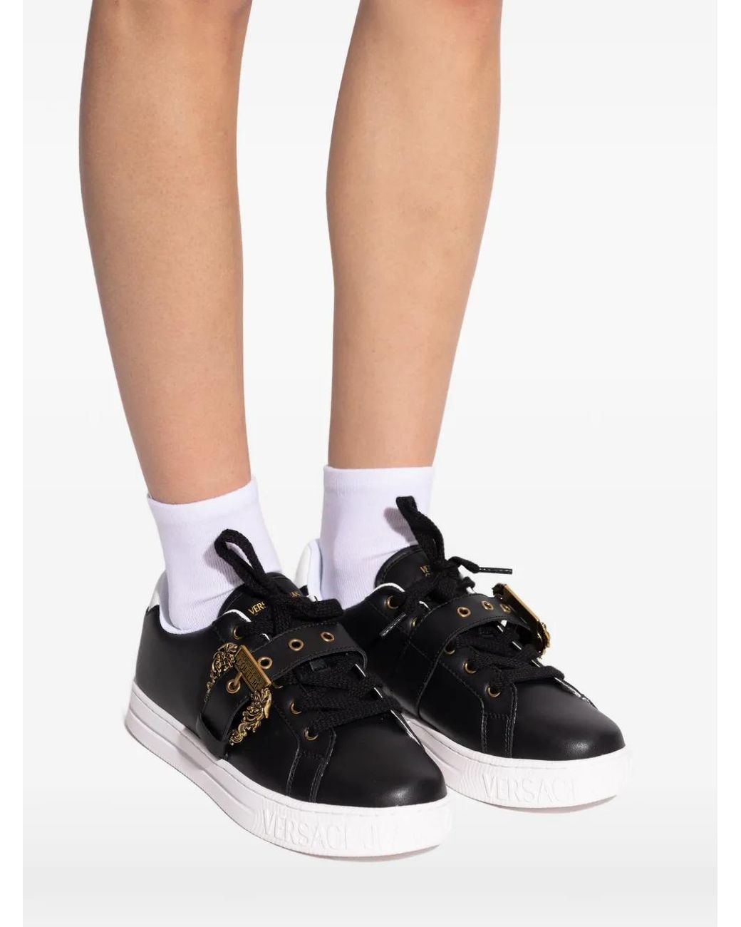 Zapatillas con correa y hebilla Versace Jeans Couture de color Black