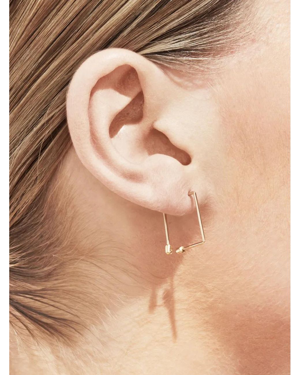 Shihara White 18Kt Twist Square 03 Earring
