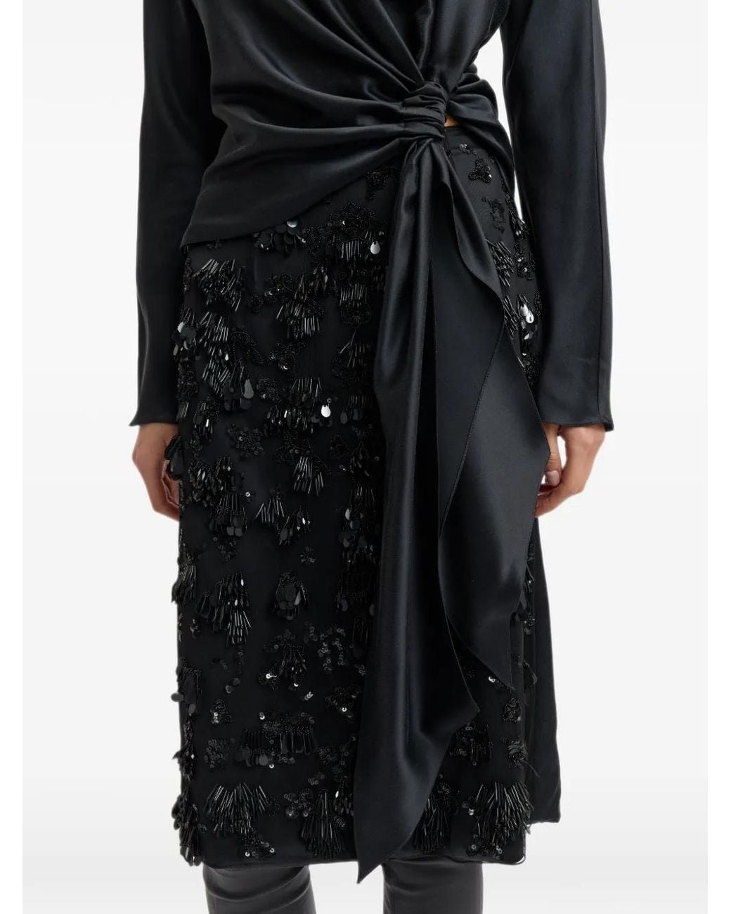 16Arlington Black Fortuna Embroidered Midi Skirt