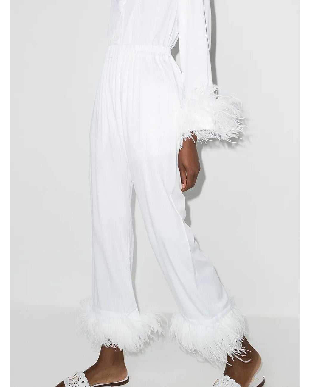 Sleeper Pyjama Met Veren Afwerking in het White