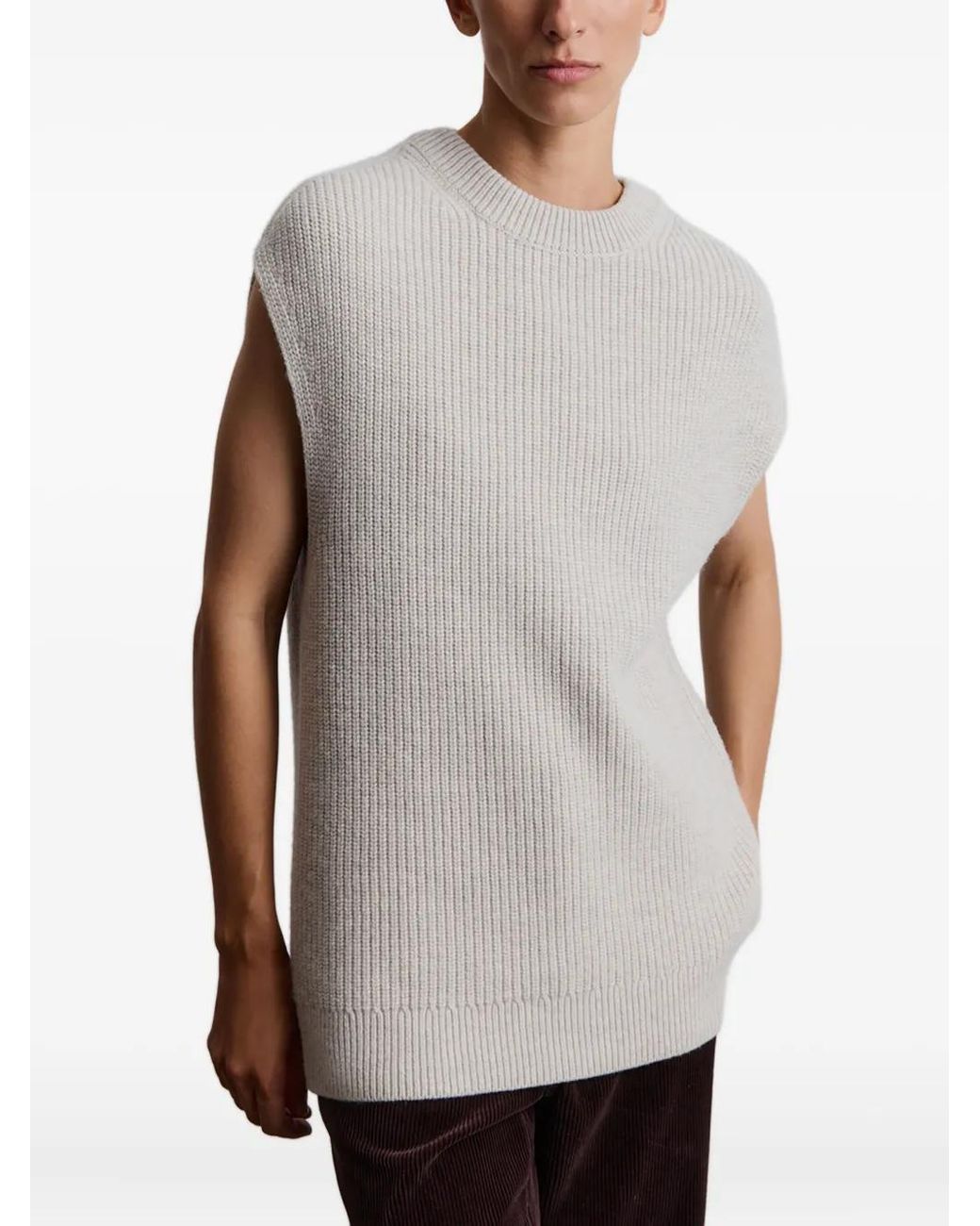 12 STOREEZ Gray Ribbed Wool Vest