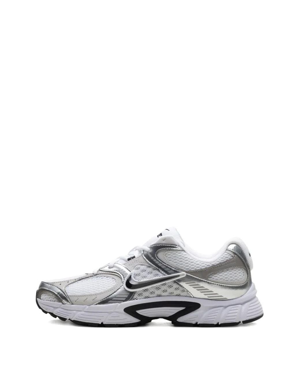 Nike White V5 Rnr Sneakers