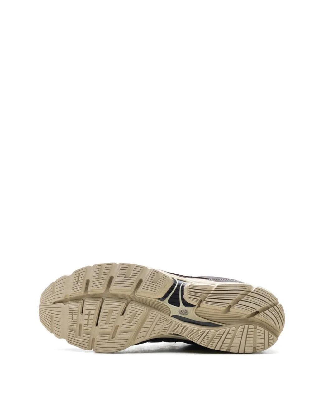 New Balance Black 2011 Low-Top Sneakers for men
