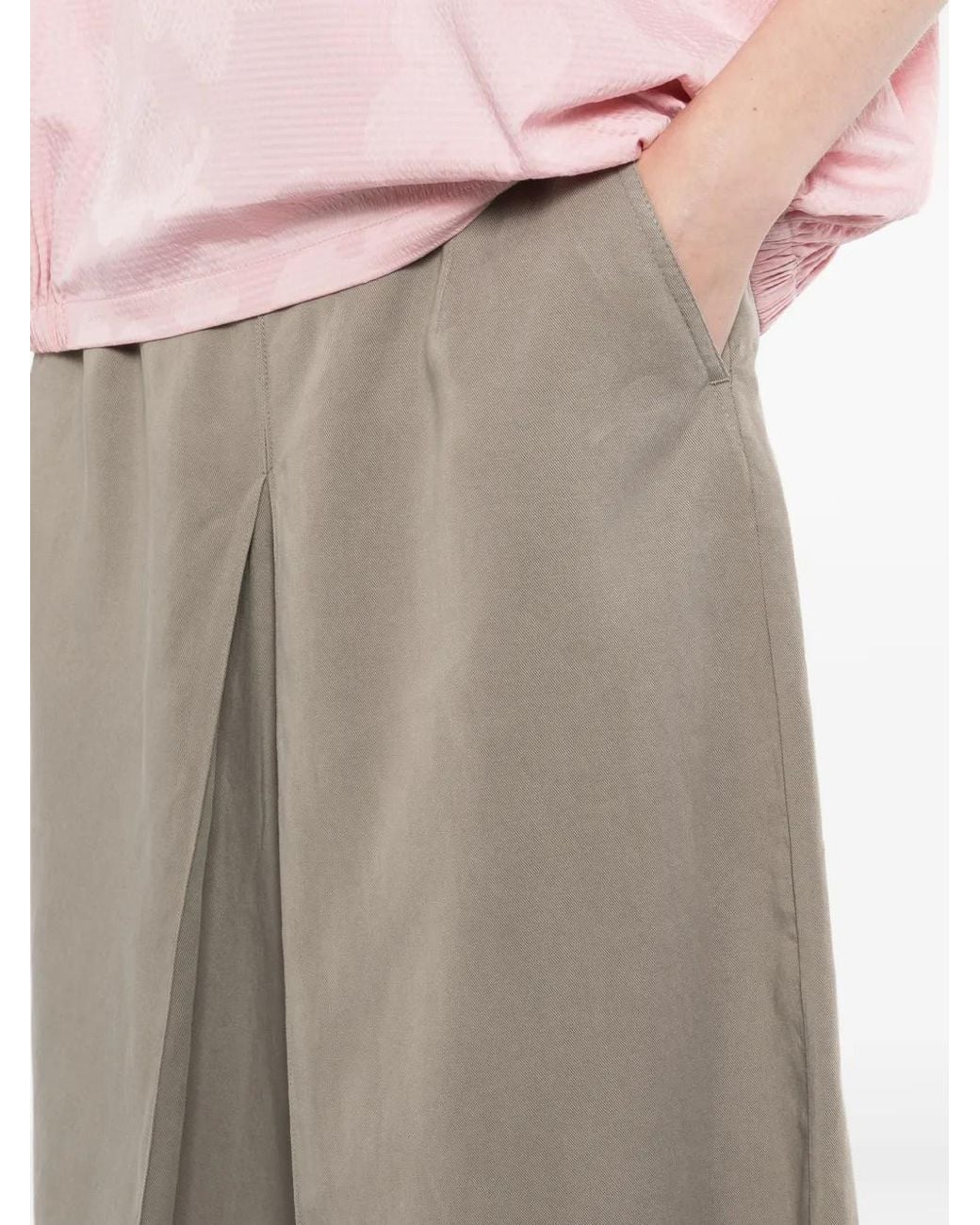 SPORT b. by agnès b. Gray Pleated Shorts