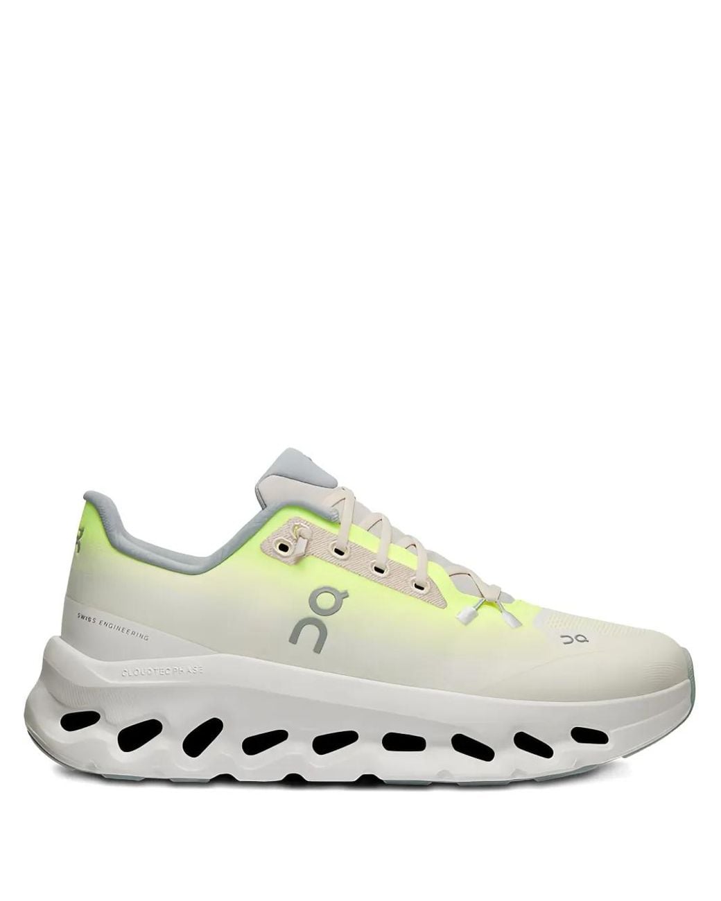 On Shoes White Cloudtilt Logo-Embossed Sneakers