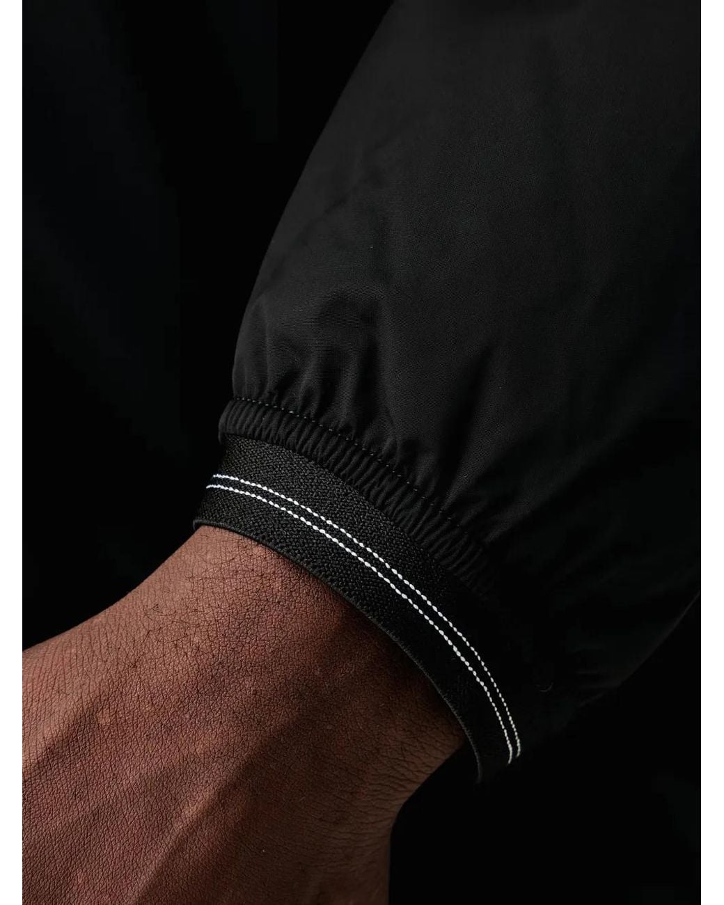 Blauer Kapuzenjacke Mit Logo-Patch in Black für Herren