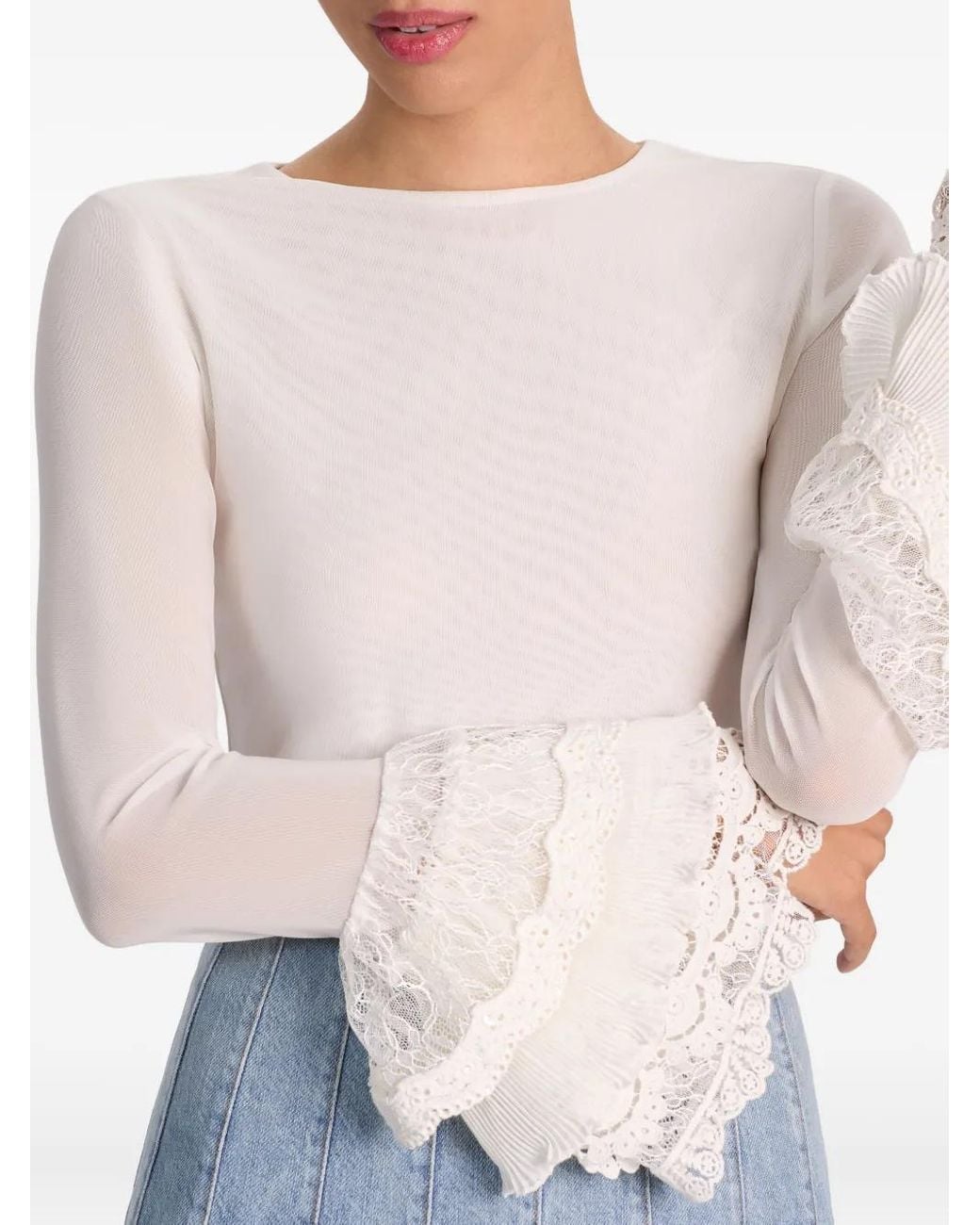 Alice + Olivia White Delaina Top With Ruffle Cuff