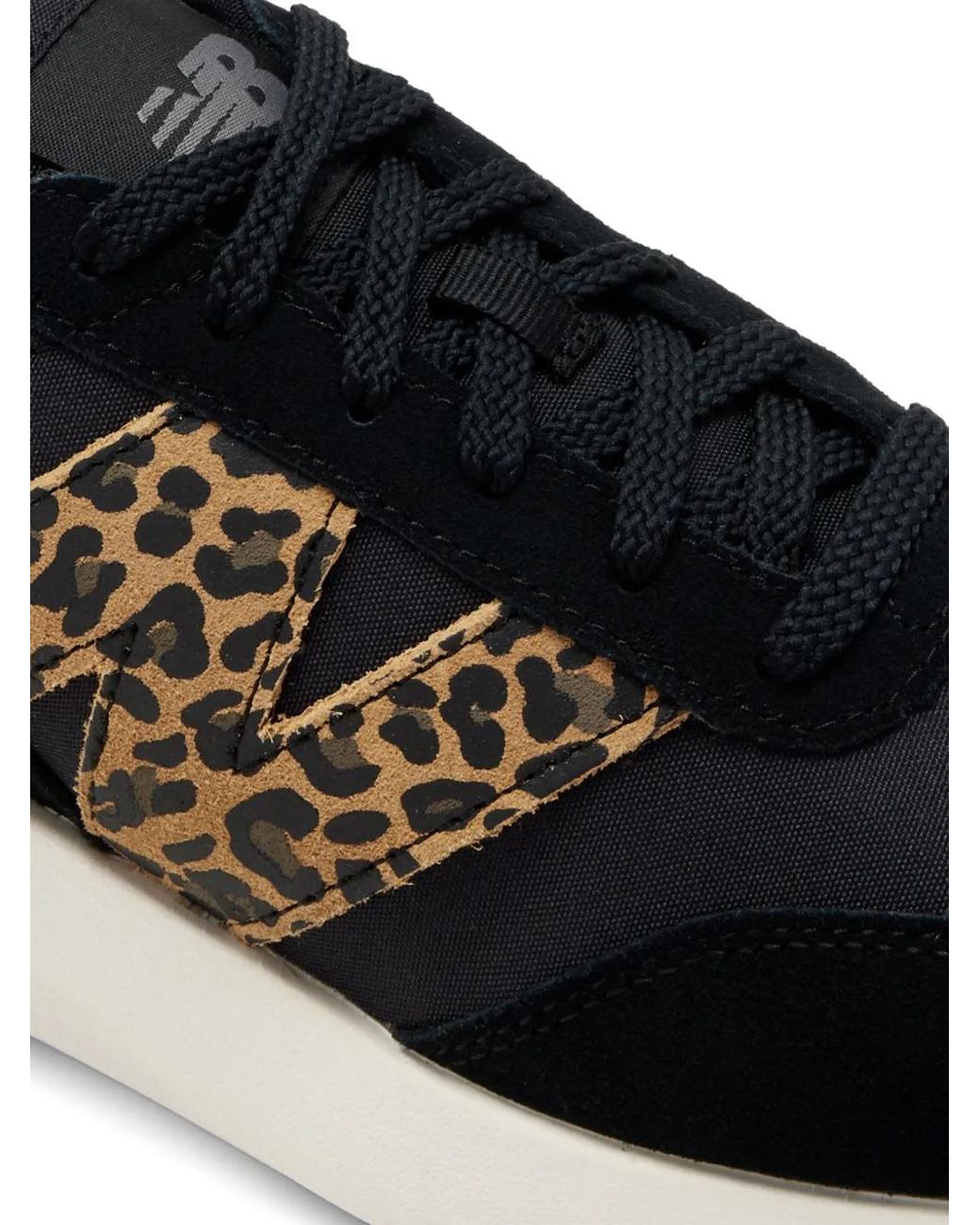 New Balance Black Baskets 370