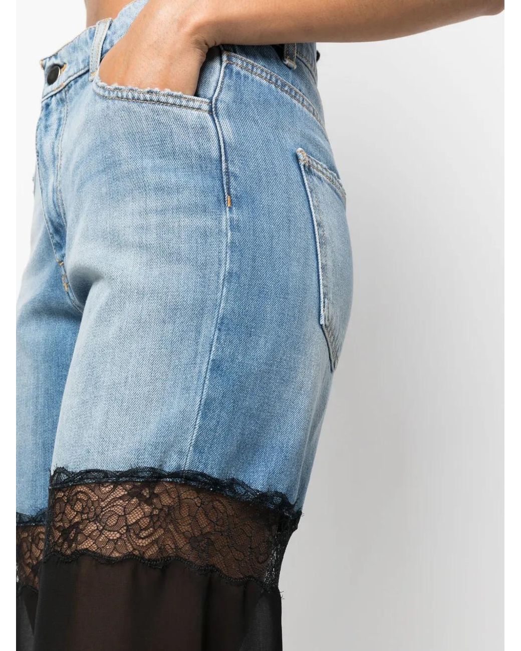Nensi Dojaka Blue Jeans