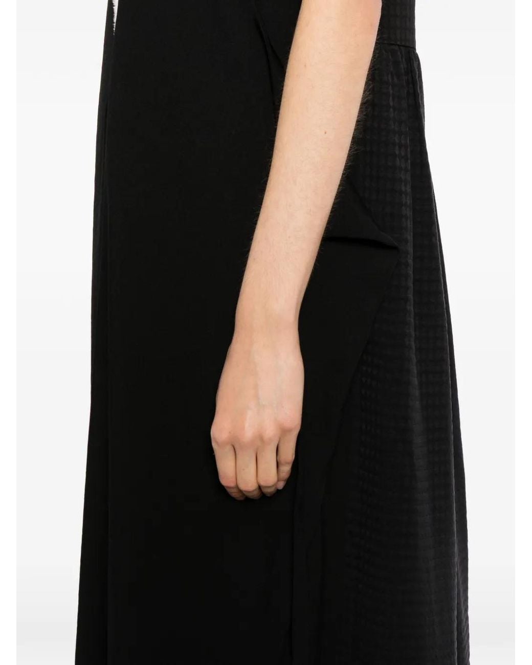 A Tentative Atelier Black Kimono Gathered Dart Dress