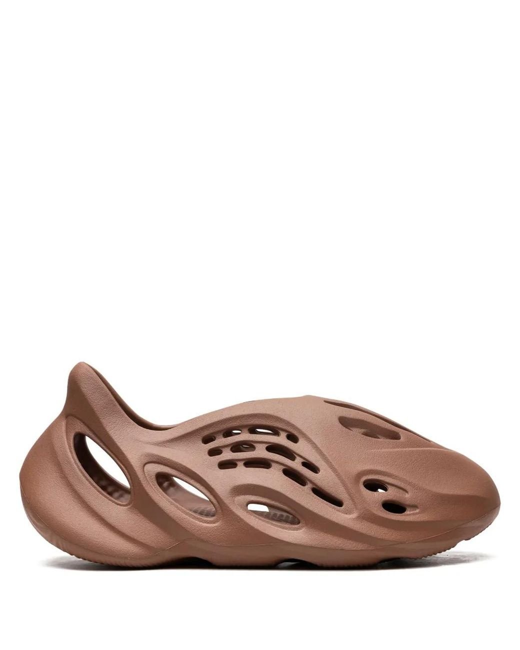 the yeezy foam runner