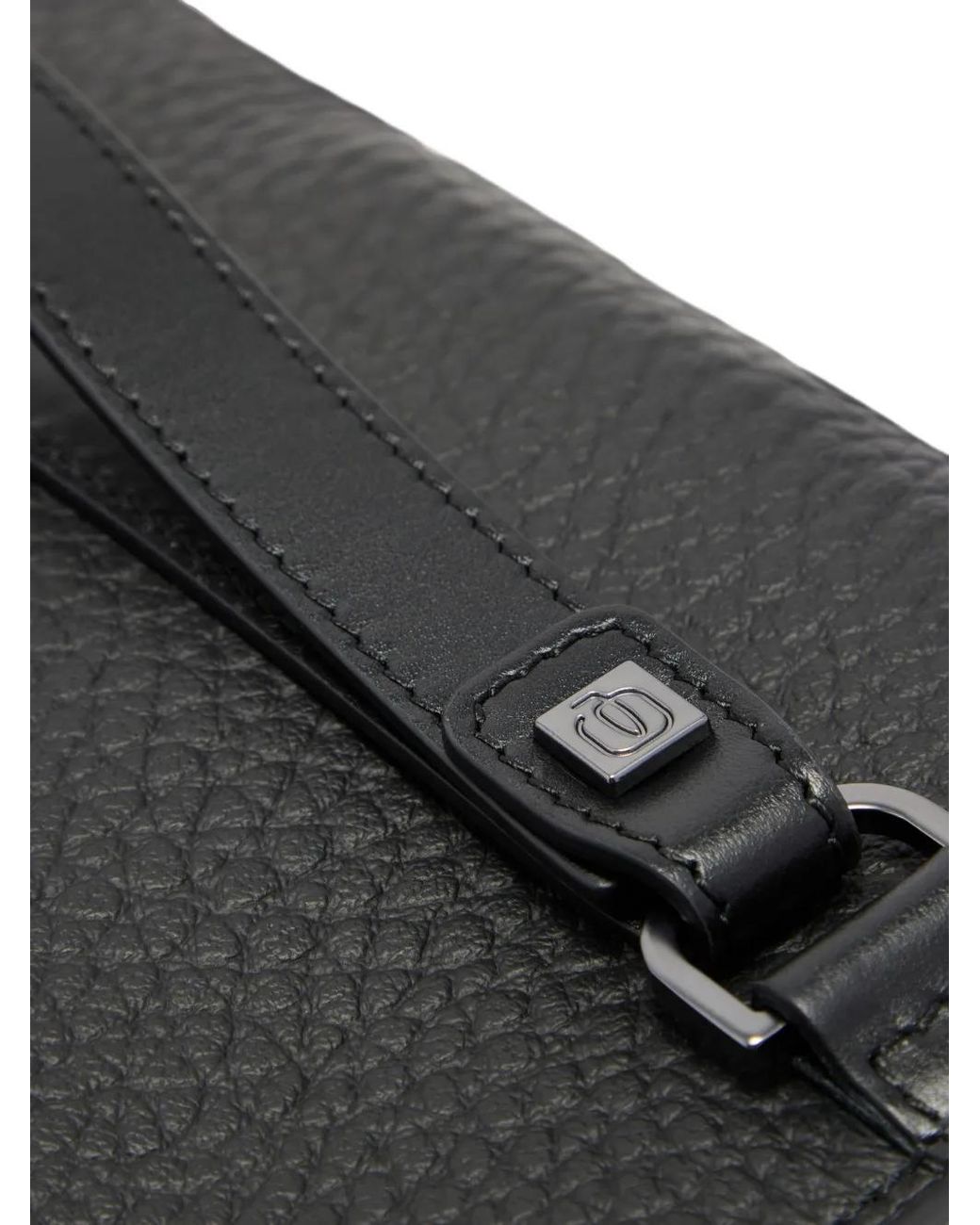Piquadro Black Buckle-Fastening Pebbled Laptop Bag for men