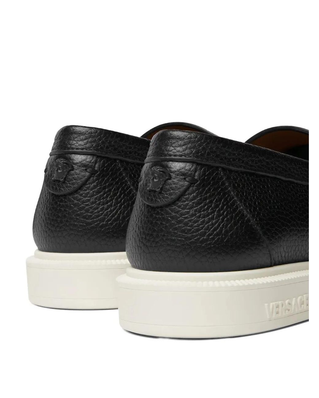 Mocasines con placa Medusa y puntera redonda Versace de hombre de color White