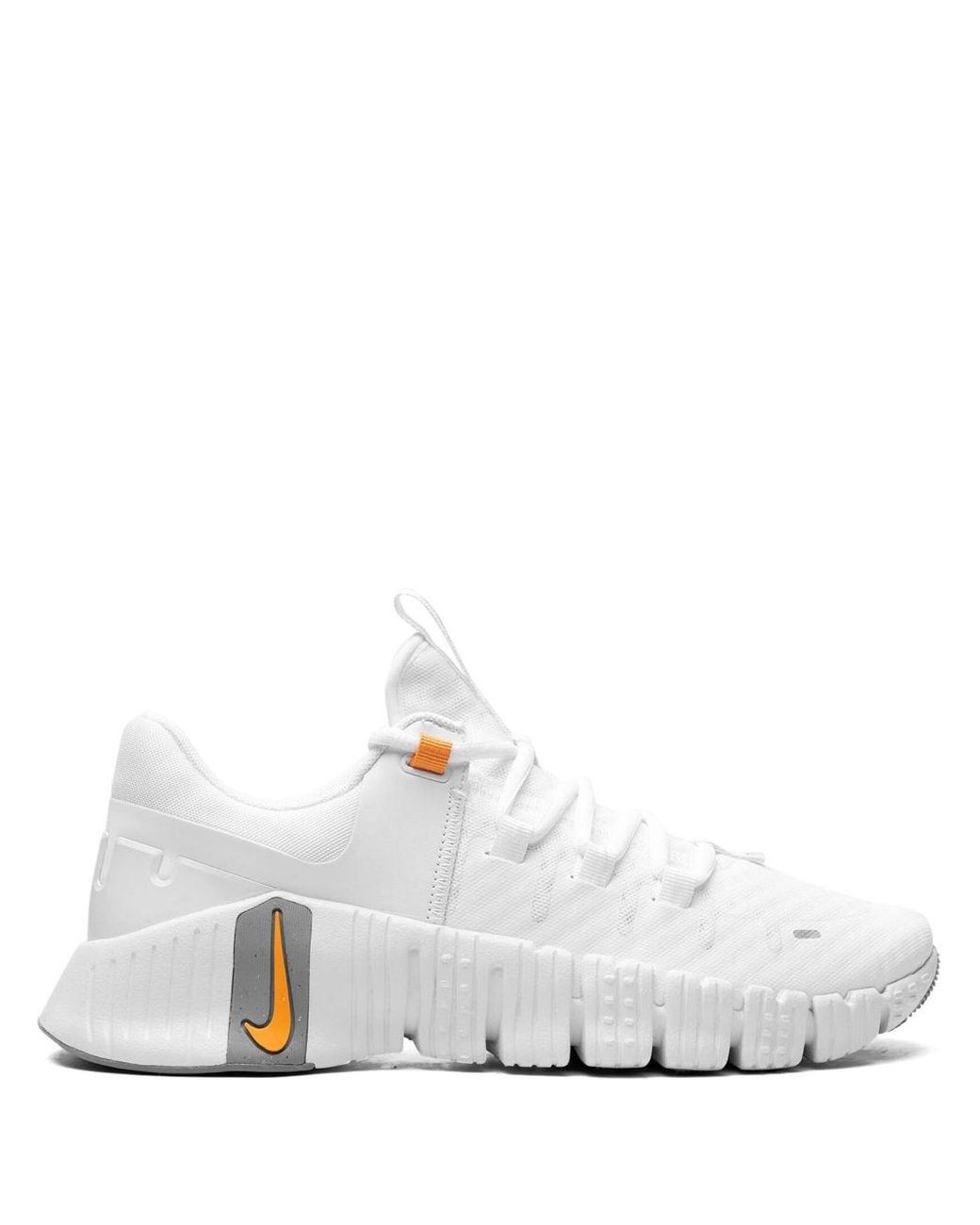 mens white nike metcon