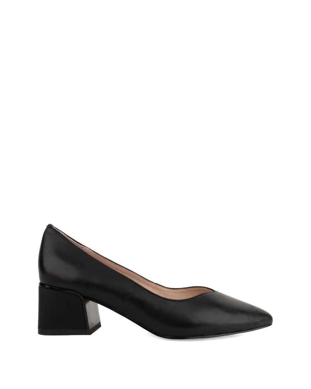 Linda Baumann Black Pointed-Toe Block-Heel Pumps