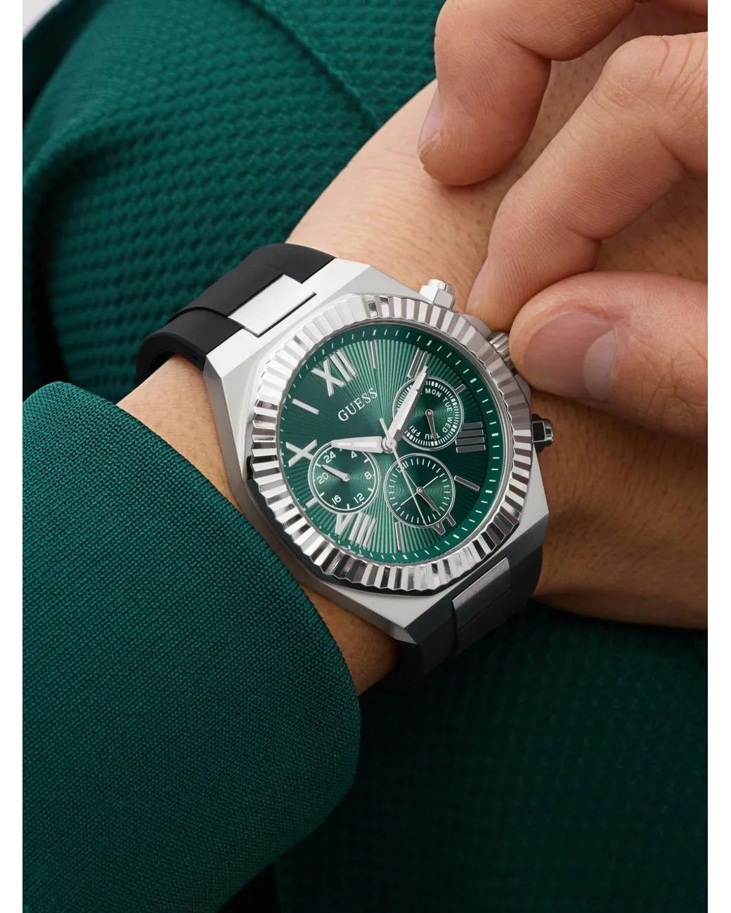 Orologio Analogico Equity Nero E Color Argento di Guess in Green da Uomo