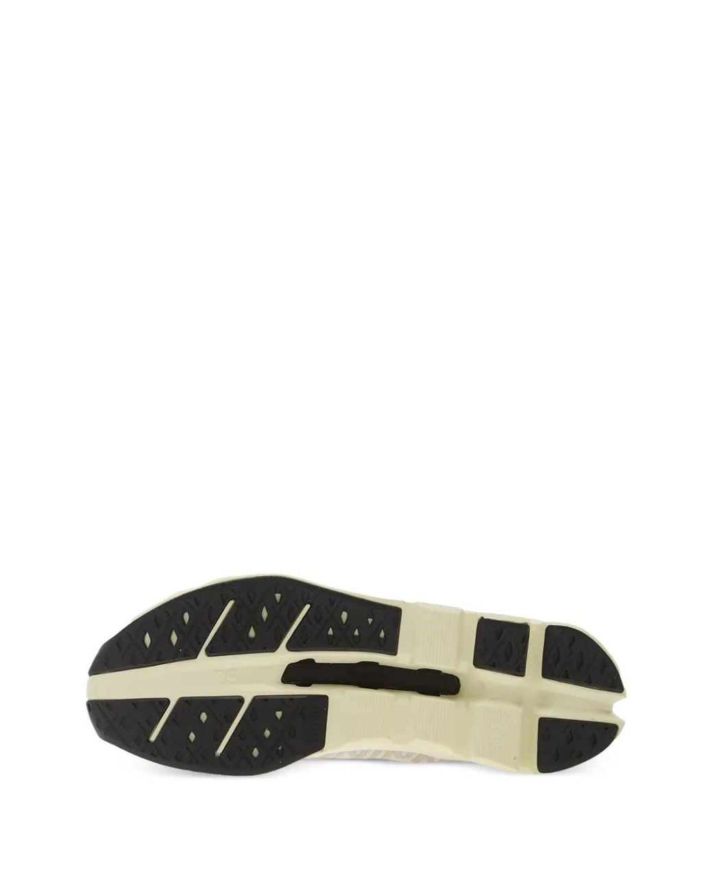 On Shoes White Baskets Cloudflow 5