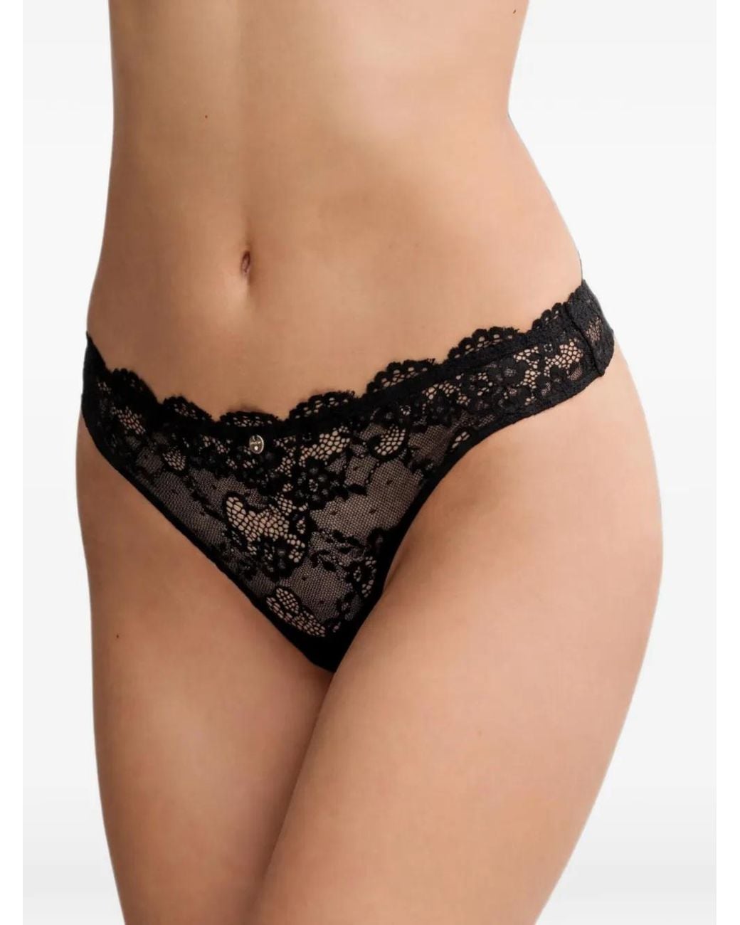 Guess Black Lace Scalloped-Edge Bra And Thong Set