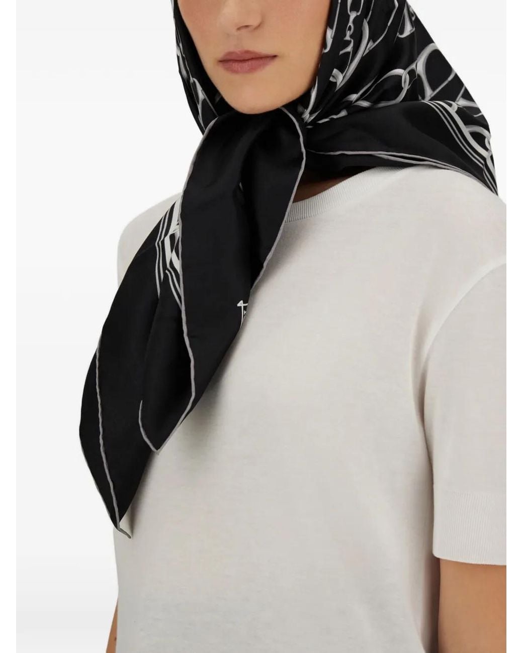 Herno Black Schal Mit Grafischem Print