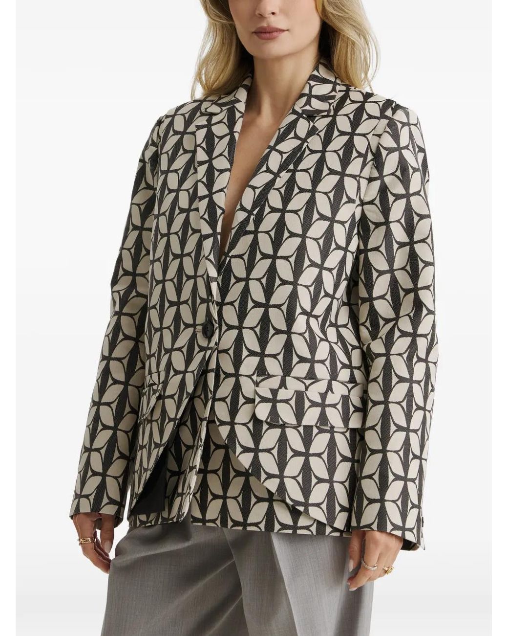 CuAnna White Geometric-Print Asymmetric Jacket
