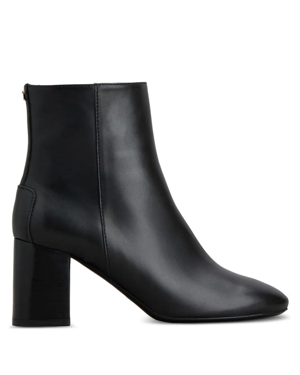 Tod's Black Flat Shoes