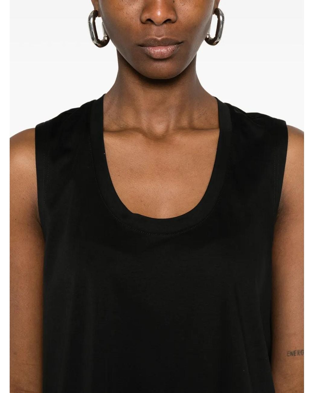 Psophia Black Scoop-Neck Sleeveless Top