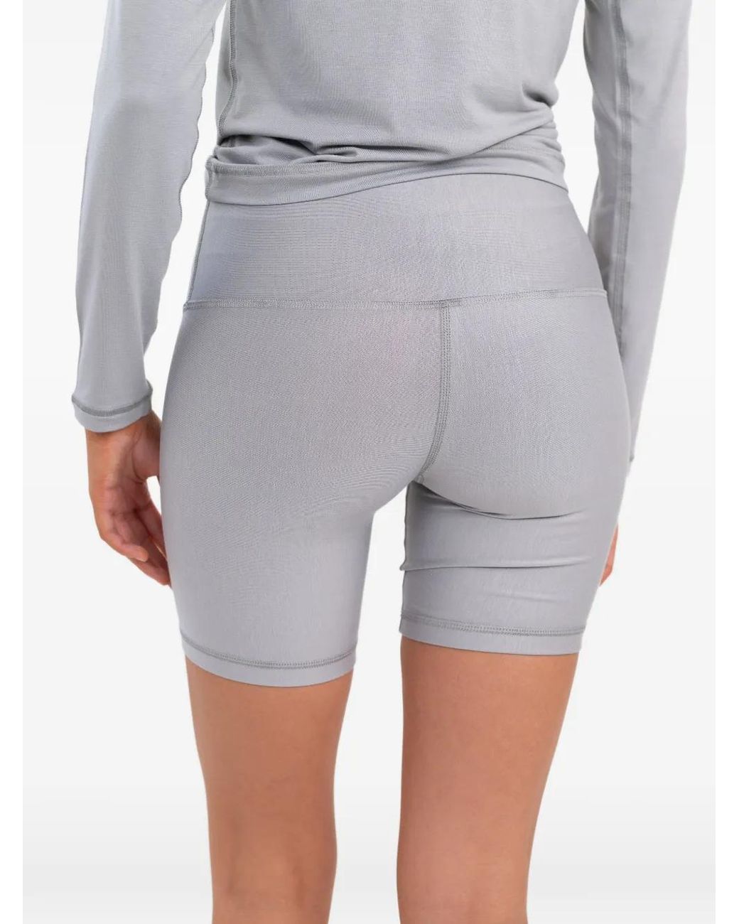 On/Off Essentials White Short The Core