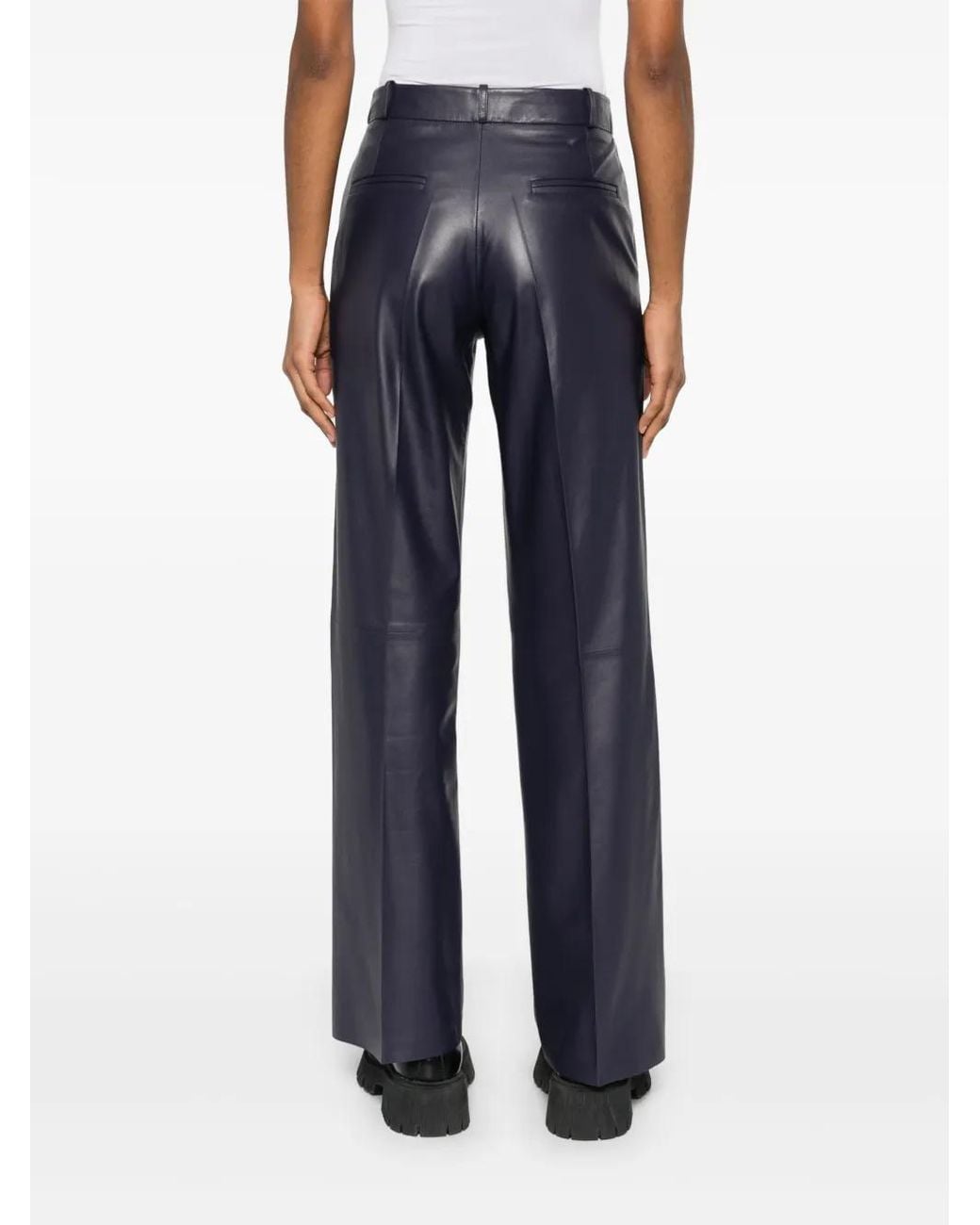 Arma June Broek in het Blue