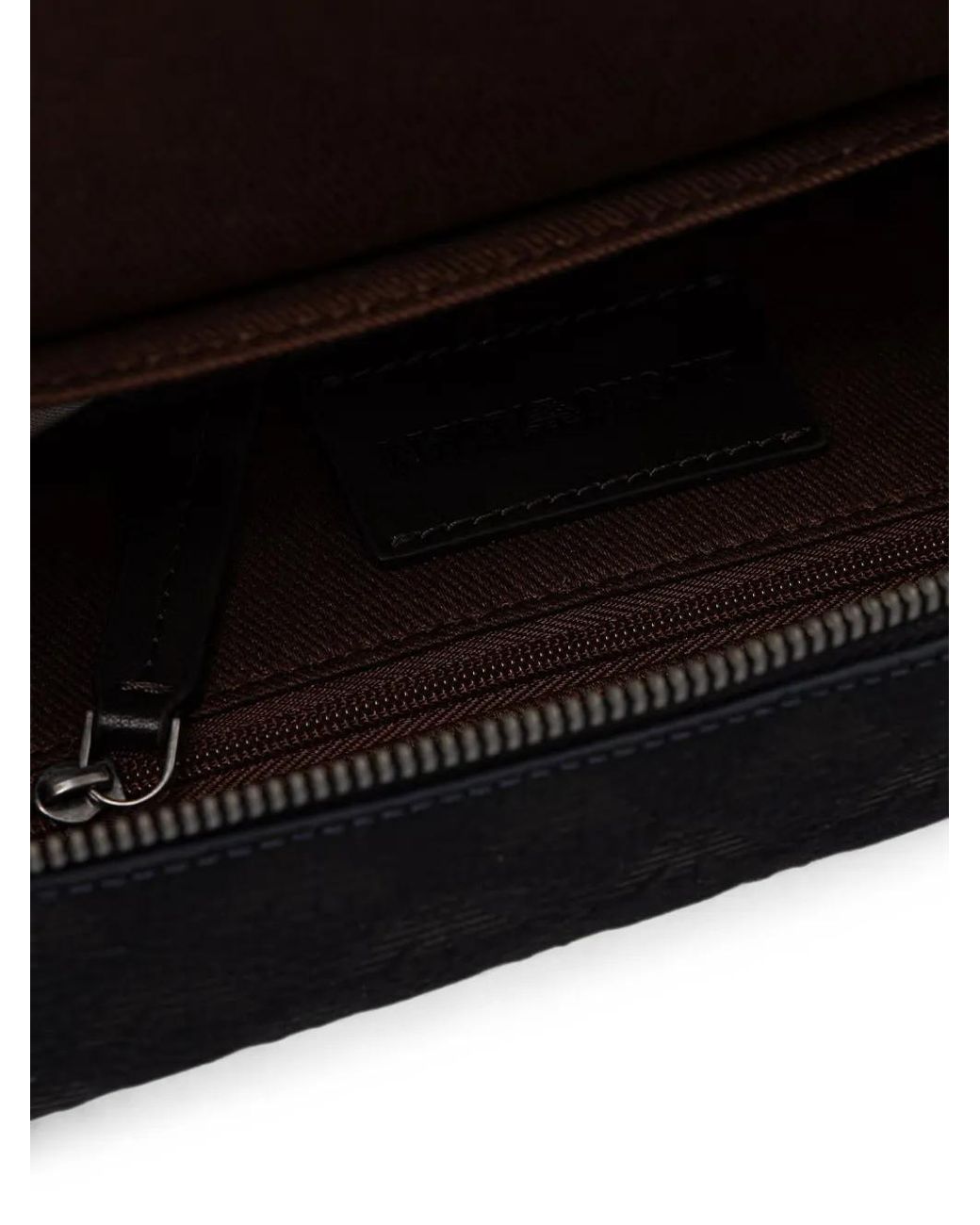 Emporio Armani Black Sac À Bandoulière En Cuir Texturé Avec Fermeture Zippée for men
