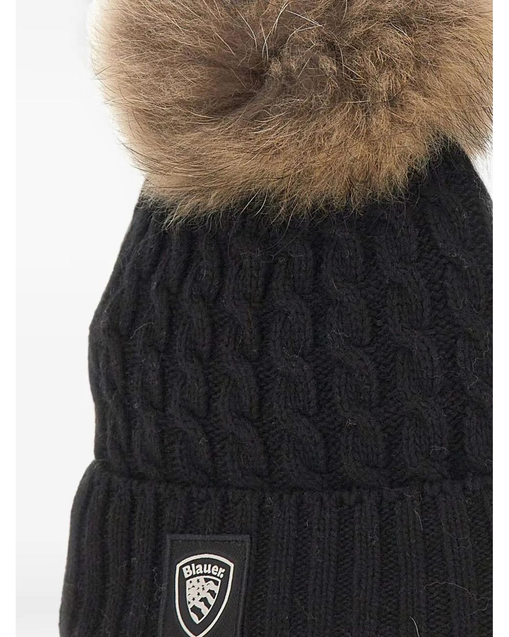 Blauer White Beanie Mit Zopfstrickmuster