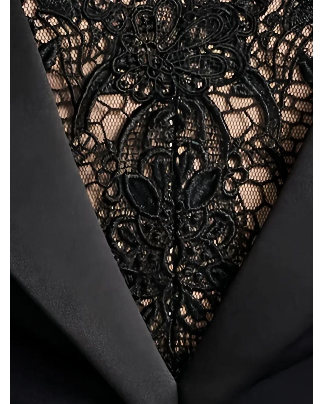 Tadashi Shoji Black Robe À Col Châle Et Superposition En Dentelle