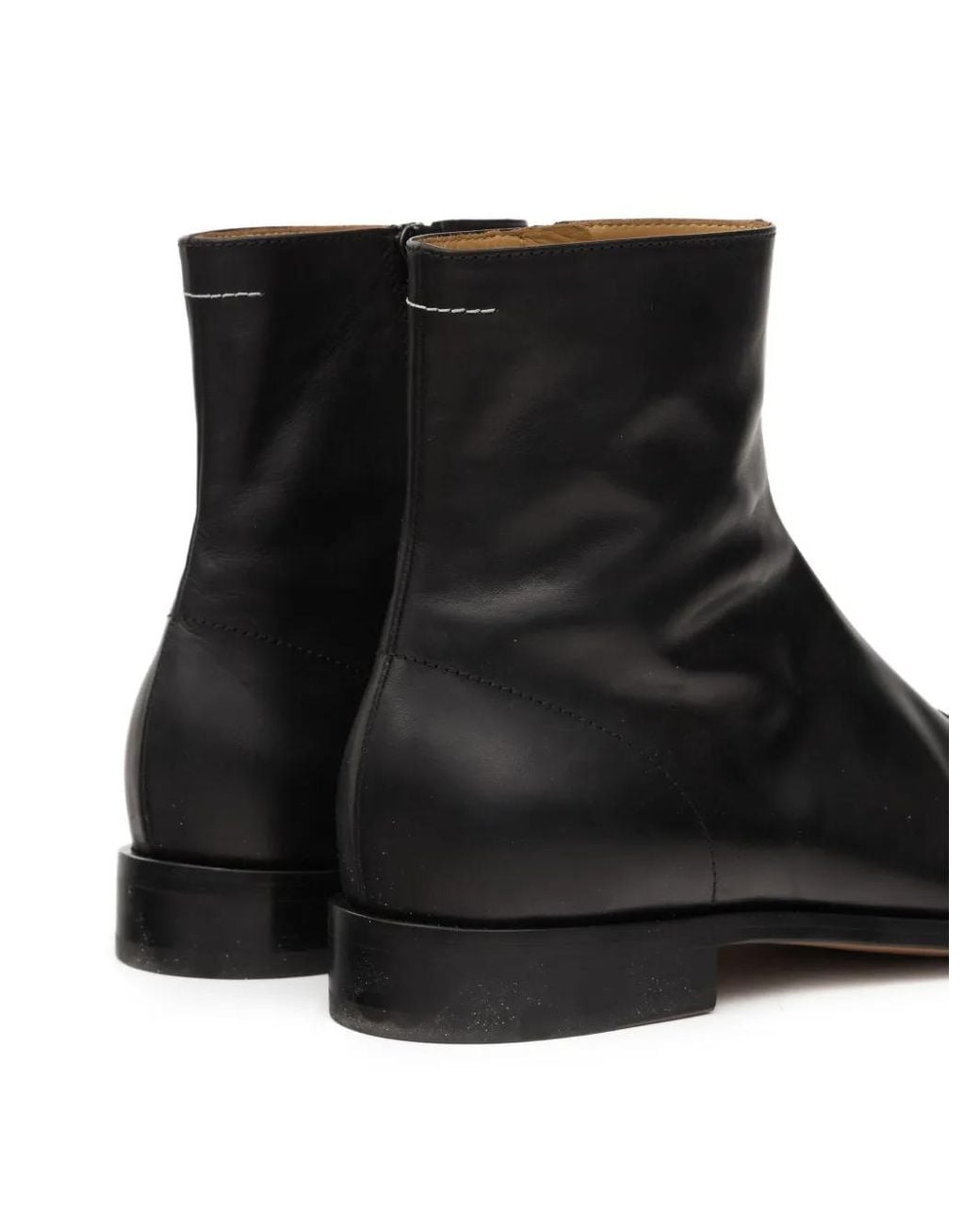 MM6 by Maison Margiela Black Smooth Leather Ankle Boots With Pointed Toe And Zip Closure for men