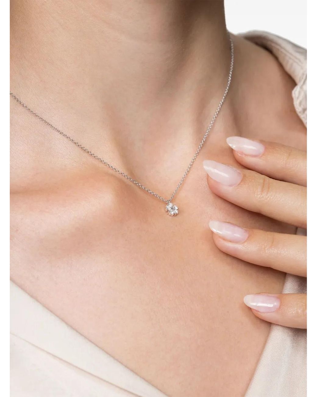 VEYNOU White 14Kt Lily Diamond Necklace