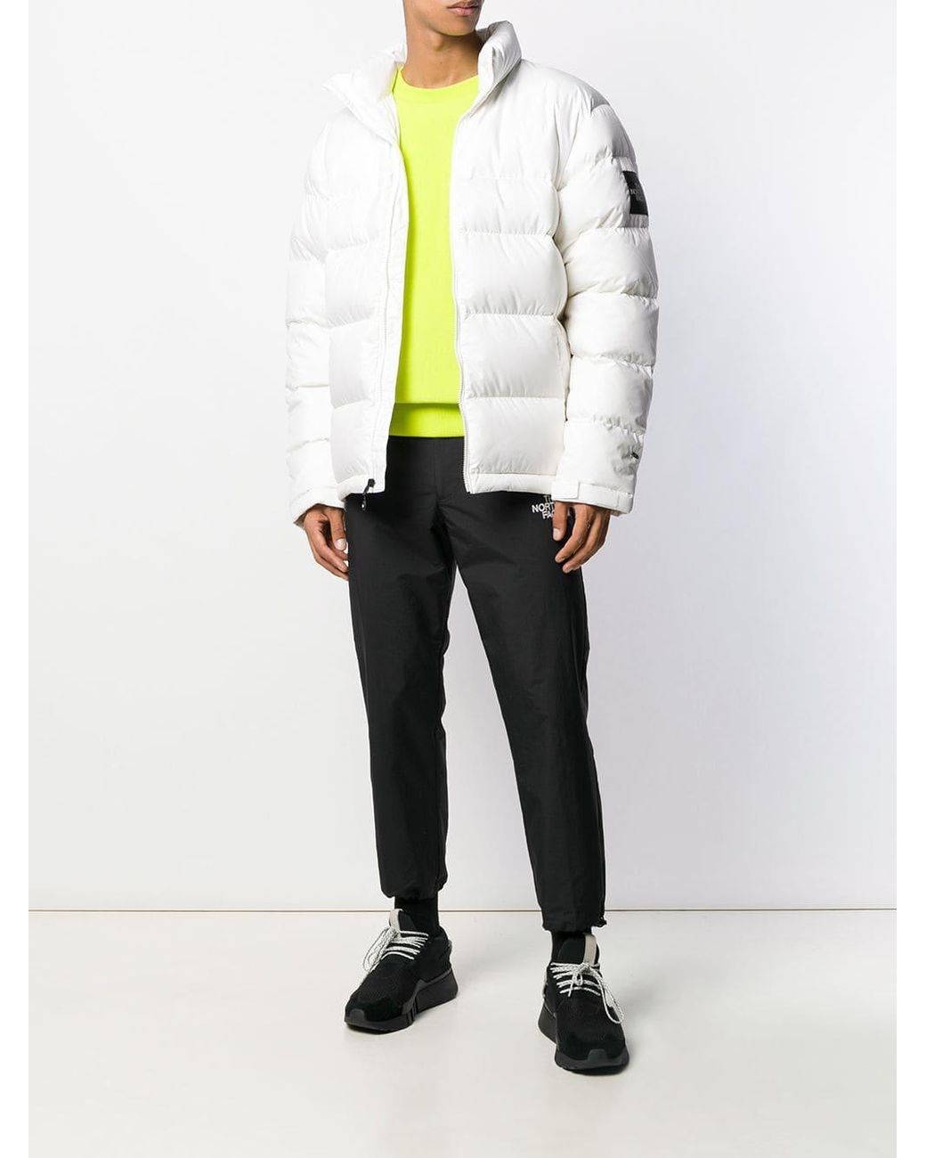 White north face 2024 puffer jacket mens
