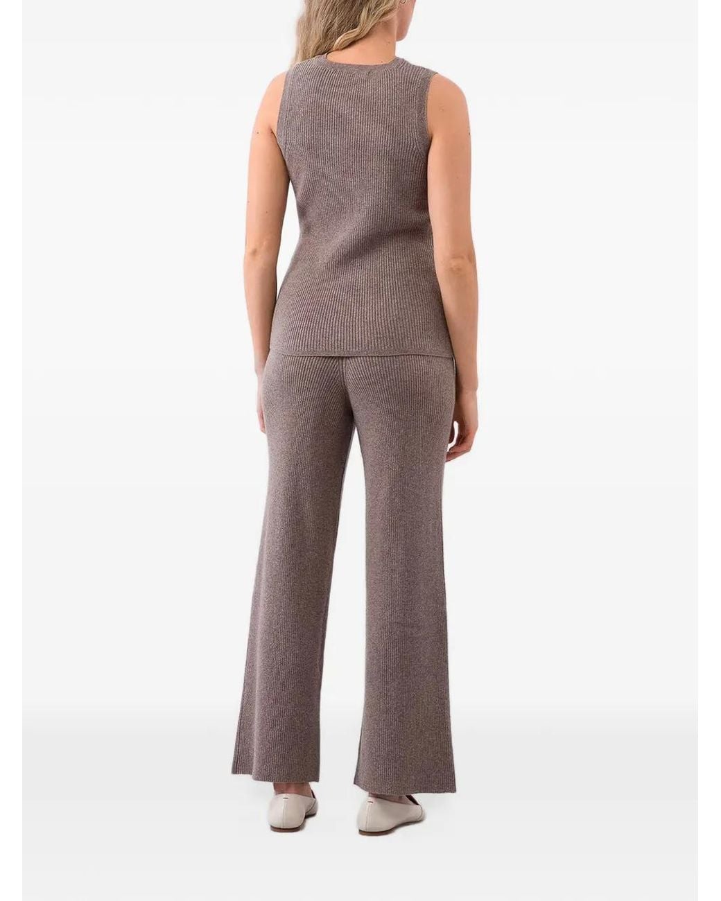 IVY & OAK Brown Ribbed Top