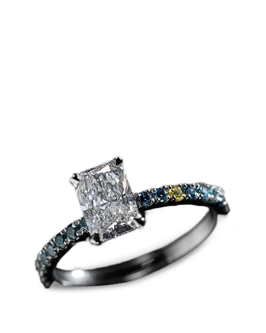 SOLO for Diamonds Brown X Daria Shapovalova Bague Ornée De Diamants Taille Radiant