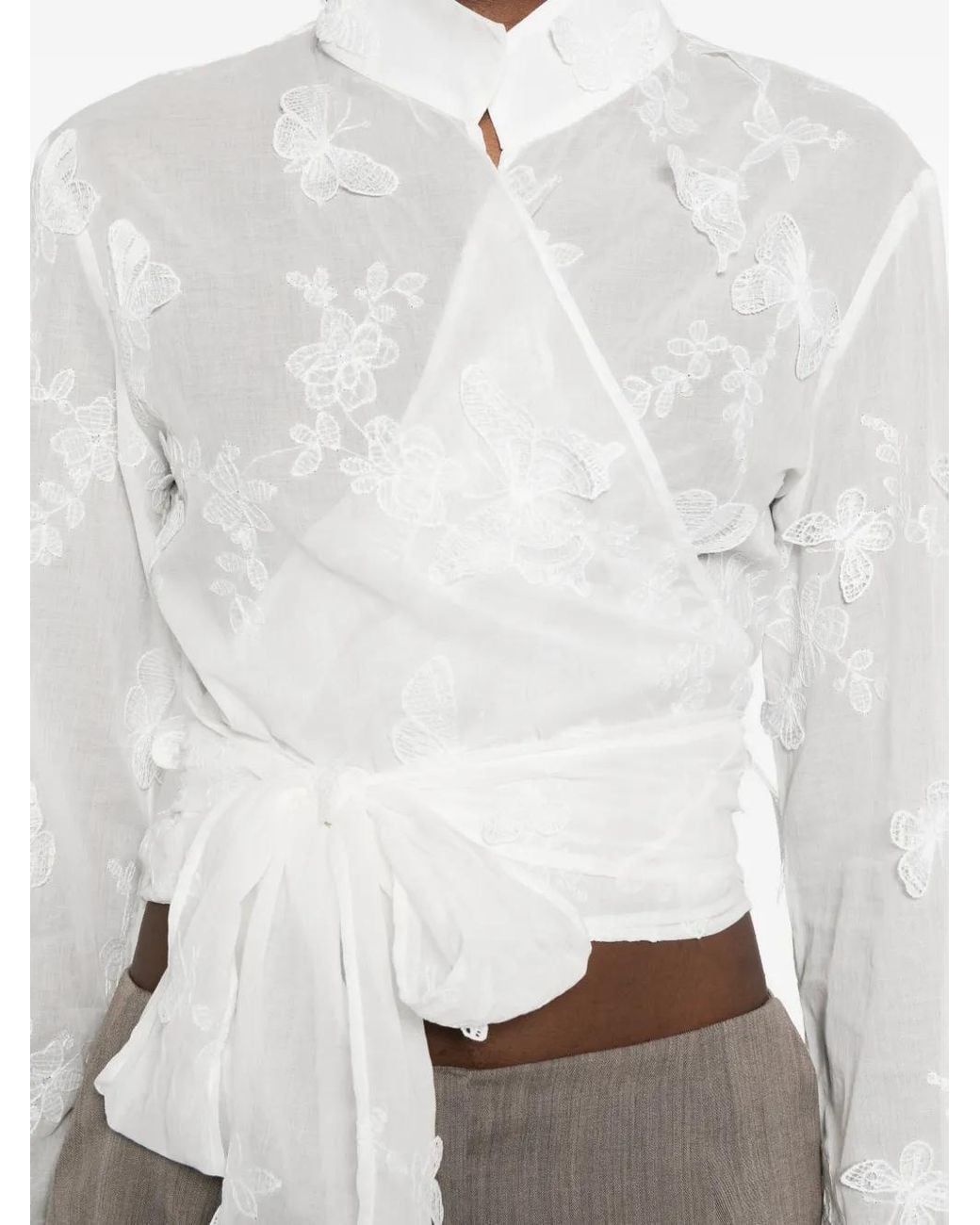 Blusa Con Lazo En El Frente Mazzarelli de color White