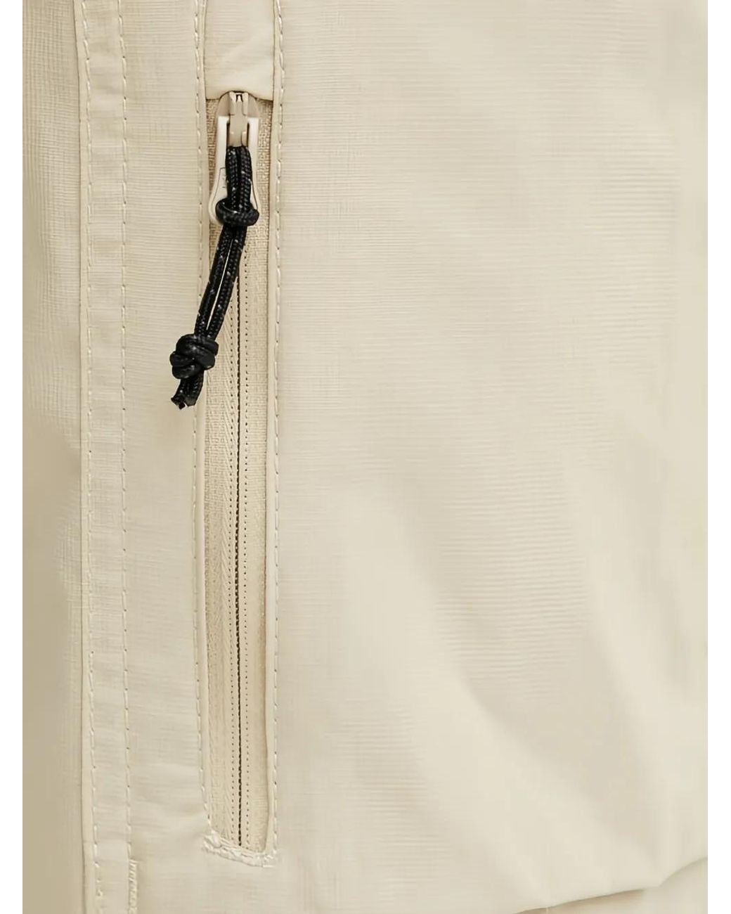 Columbia Natural Zip Pocket Cargo Shorts for men