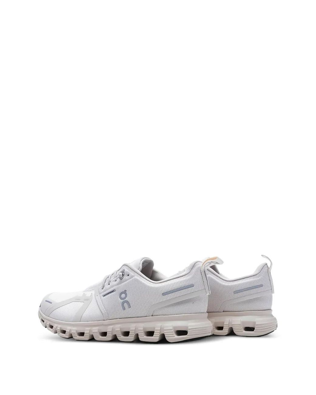 On Shoes White Cloud 6 Waterproof Low-Top Sneakers for men