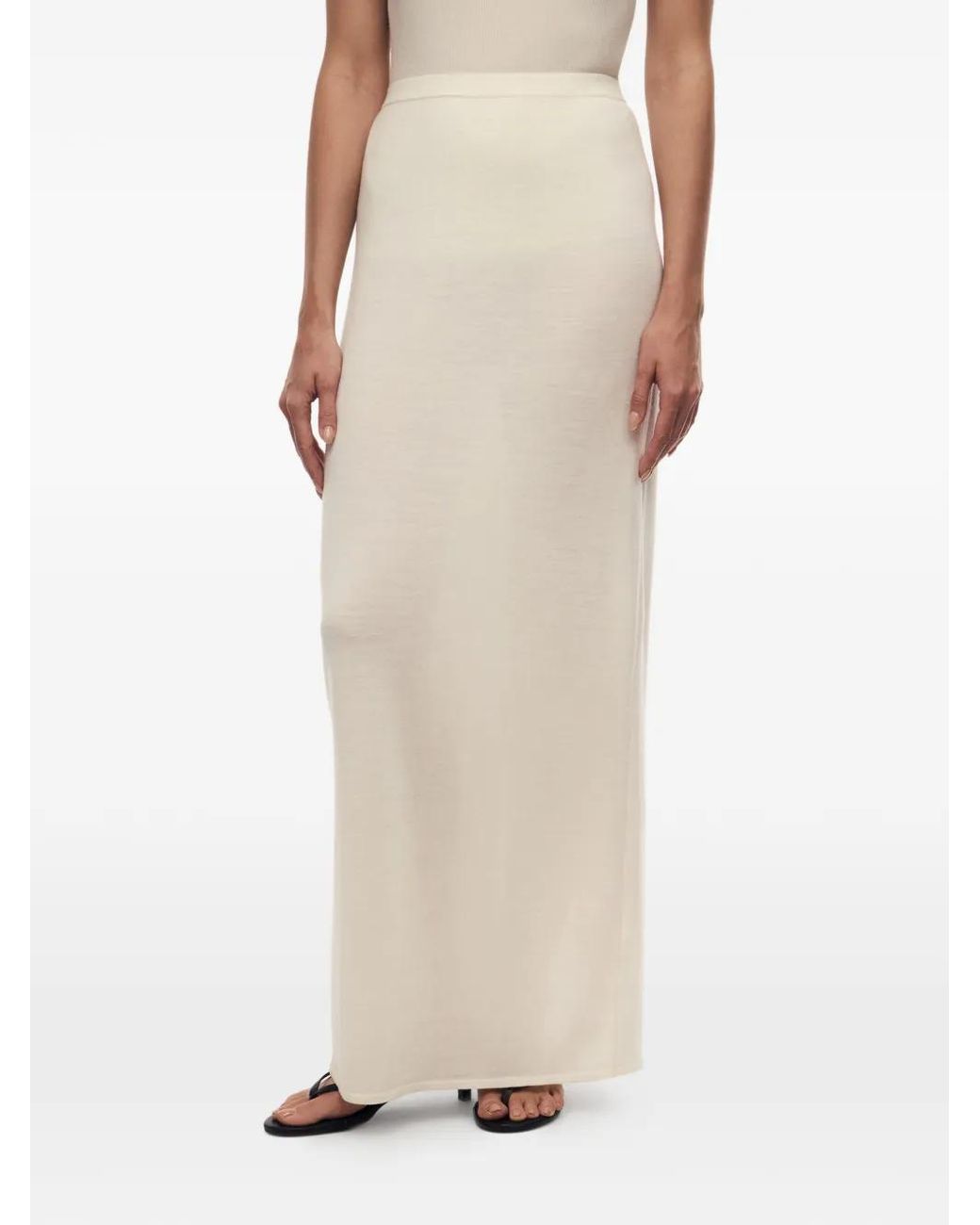 12 STOREEZ White Camelia Maxi Skirt