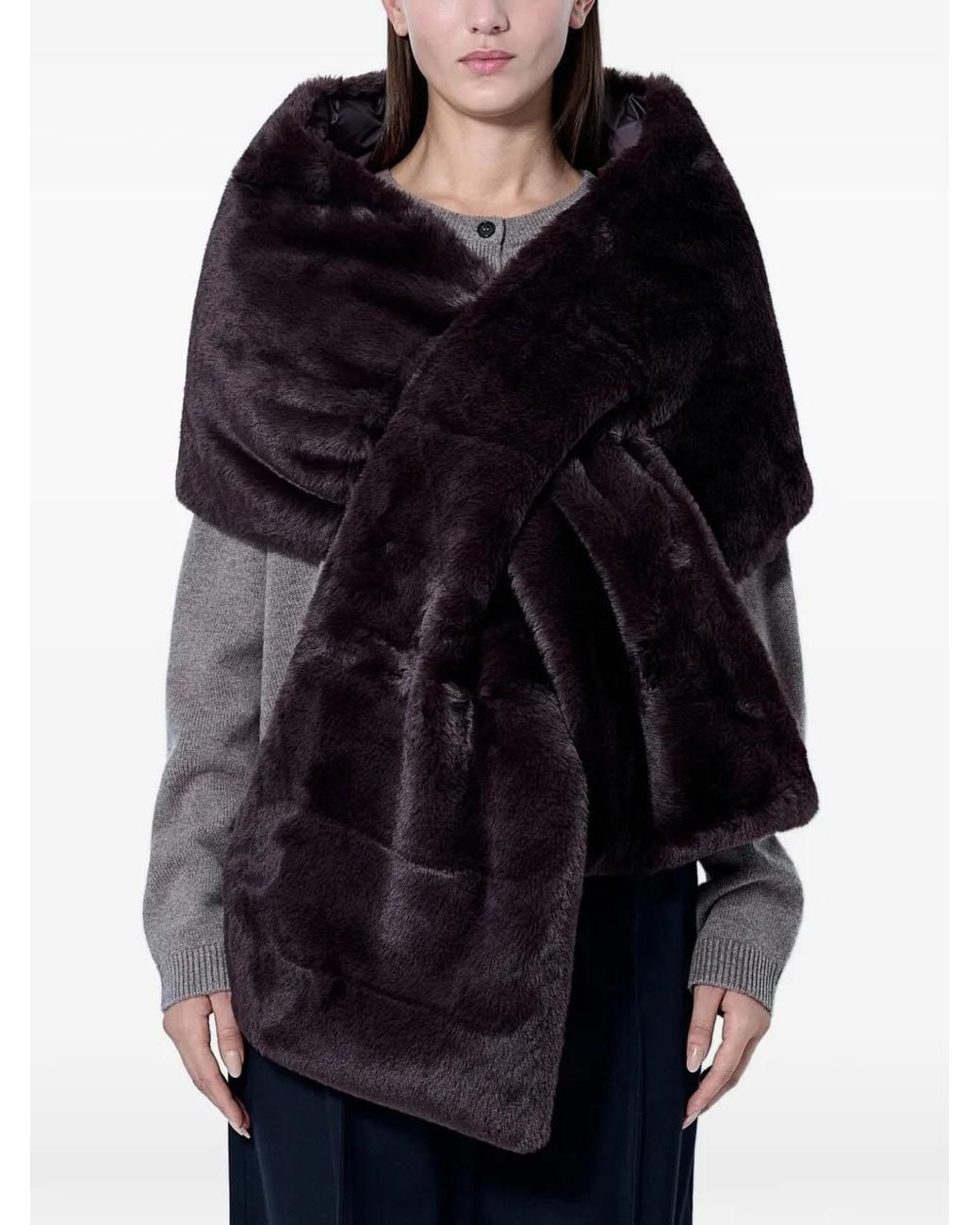 Max Mara Black Écharpe Enveloppante Duveteuse